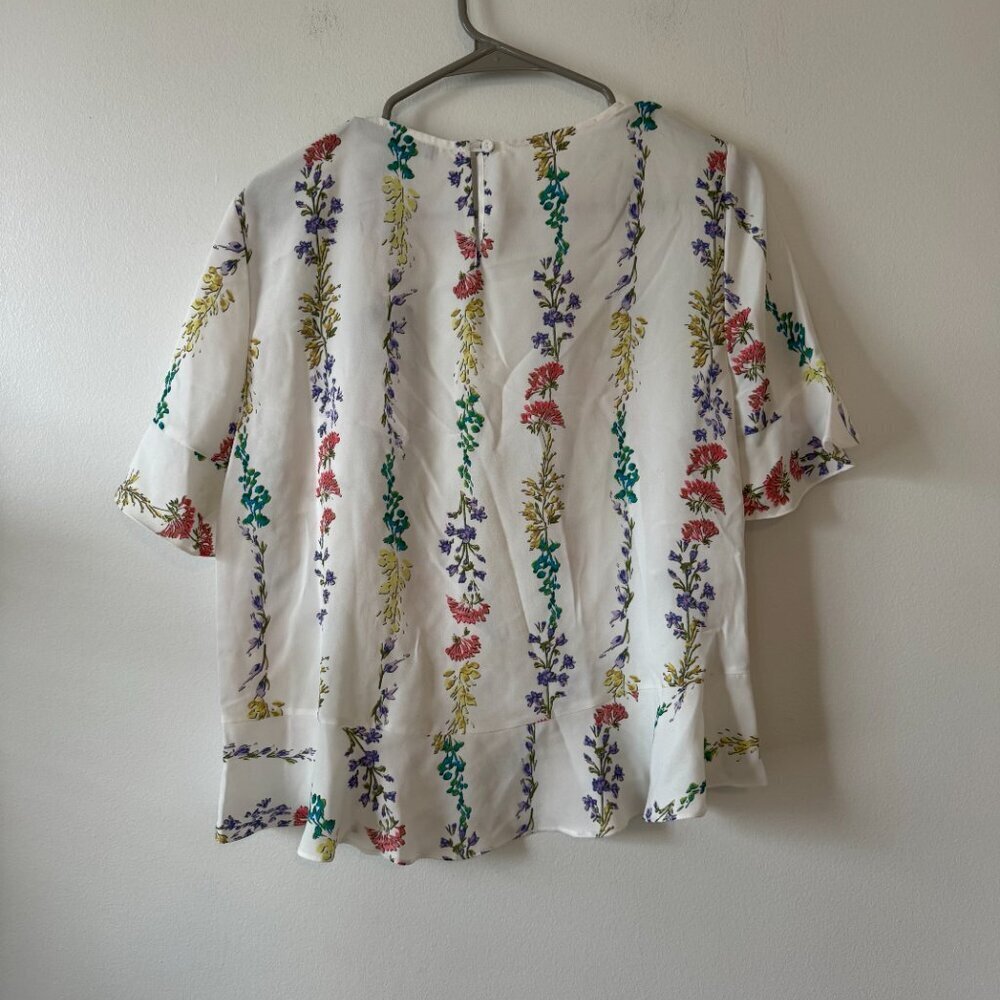 BCBGMaxAzria Floral Ruffle Top - Picture 3 of 10